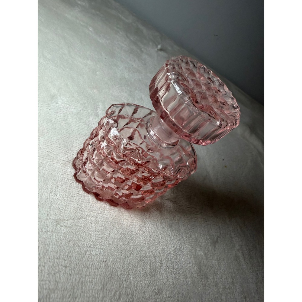 Vintage Pink Glass Perfume Bottle Waffle Pattern Faceted Stopper Decorative - Picture 2 of 10